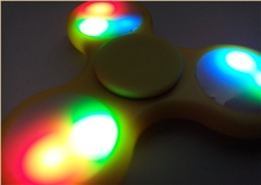 閃燈芯片三燈七彩閃